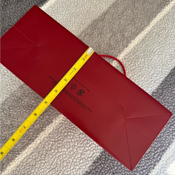 Cartier Gifting | Staging Bag 🛍️ - Picture 2 of 9